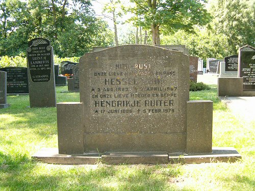 Grafsteen van Hendrikje Hendriks RUITER (1886 - 1979)