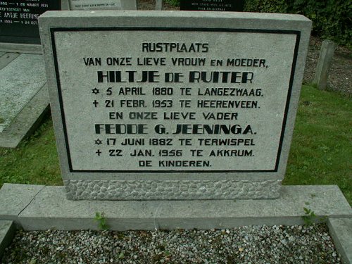 Grafsteen van Hiltje DE RUITER (1880 - 1953)