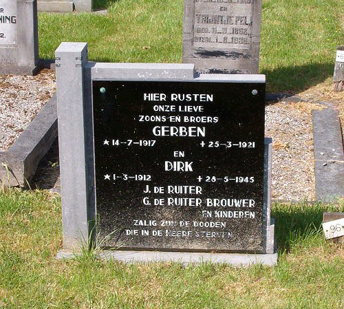 Grafsteen van Dirk DE RUITER (1912 - 1945)