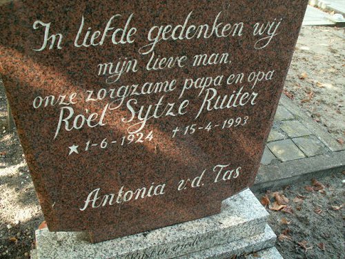 Grafsteen van Roel Sytzes RUITER (1924 - 1993)