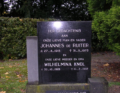 Grafsteen van Johannes DE RUITER (1918 - 1975)