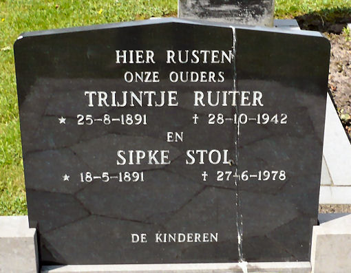 Grafsteen van Trijntje Ruiter (1891-1942)