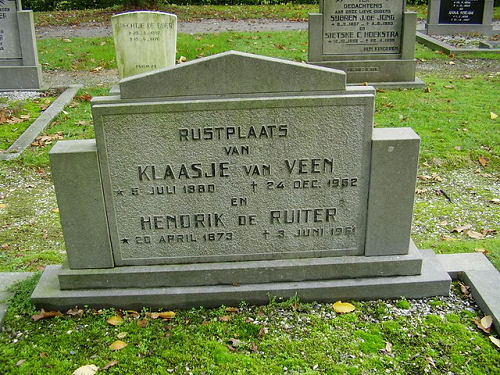 Grafsteen van Hendrik Dirks DE RUITER (1873 - 1961)