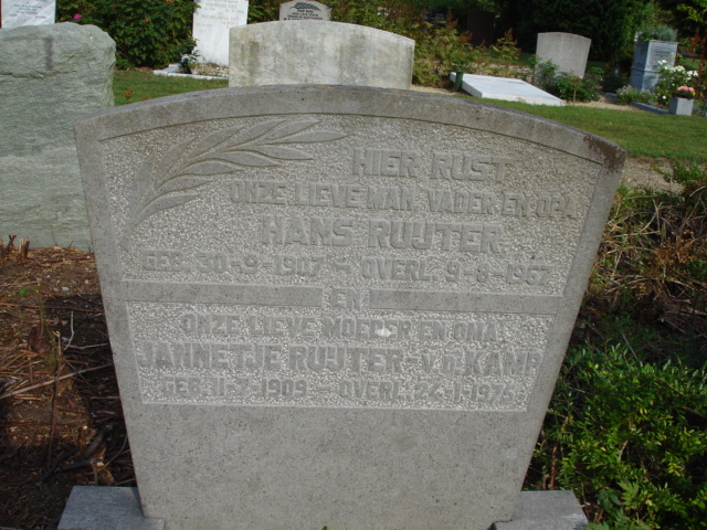 Grafsteen van Hans Ruijter (1907-1967)